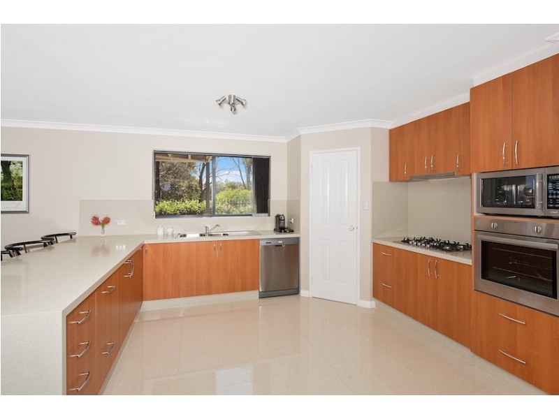 1A Parkstone Grove, Meadow Springs WA 6210