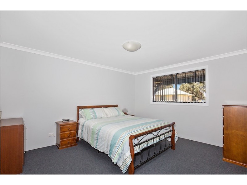 1A Parkstone Grove, Meadow Springs WA 6210