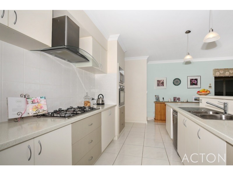 54 Mundaring Crescent, Dawesville WA 6211