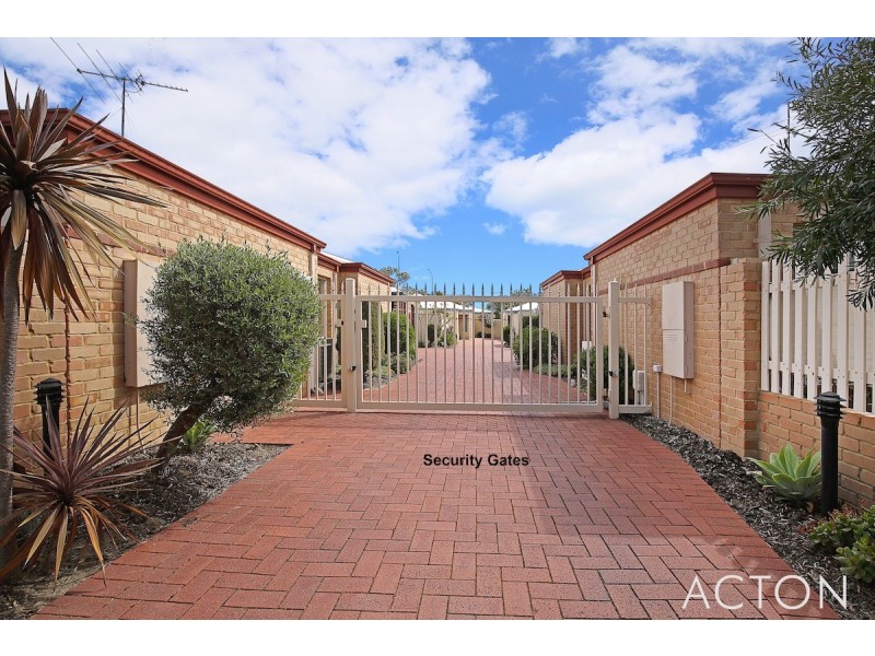 4/18 Binnar Court, Erskine WA 6210