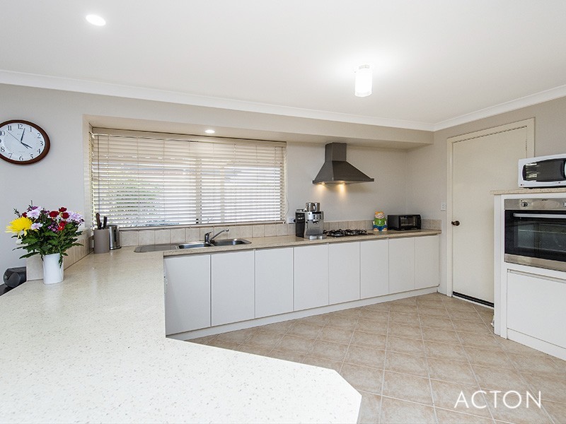 59 Newport Drive, Dudley Park WA 6210