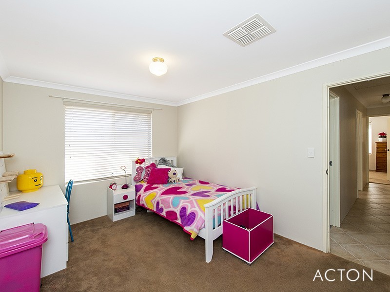 59 Newport Drive, Dudley Park WA 6210