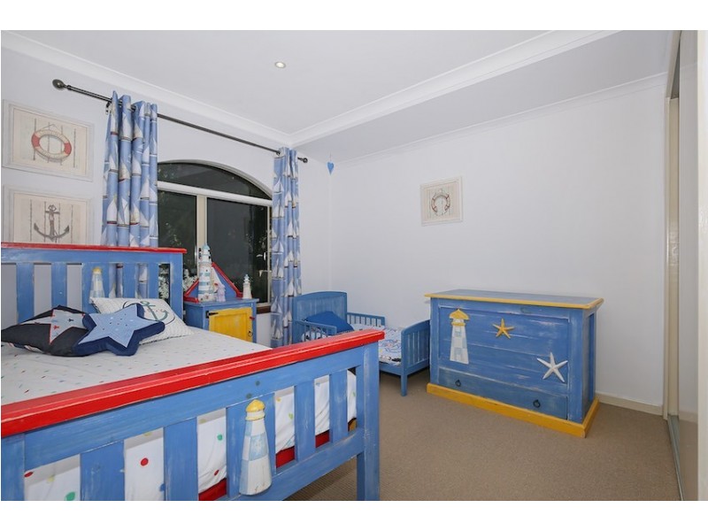 19 Ballard Meander, Lakelands WA 6180