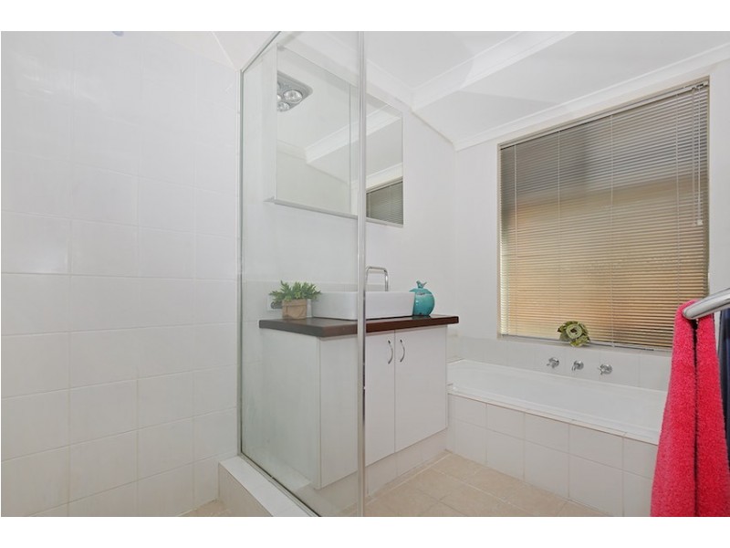 19 Ballard Meander, Lakelands WA 6180