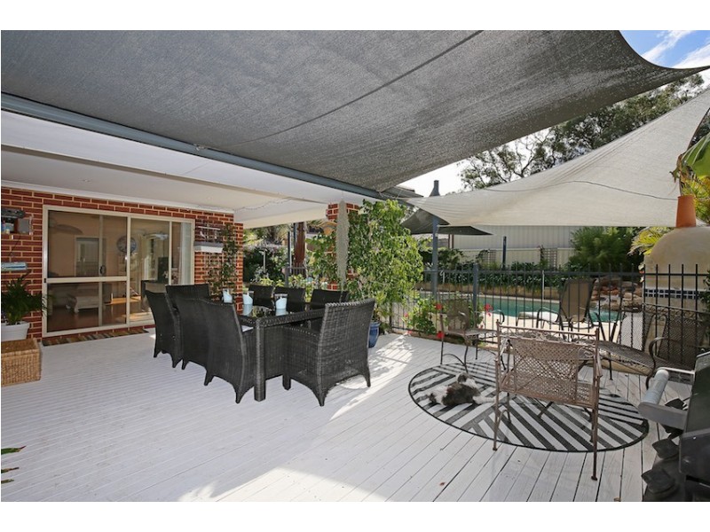 19 Ballard Meander, Lakelands WA 6180