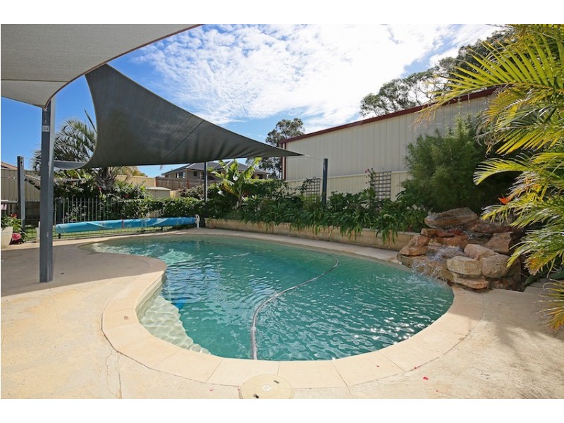 19 Ballard Meander, Lakelands WA 6180