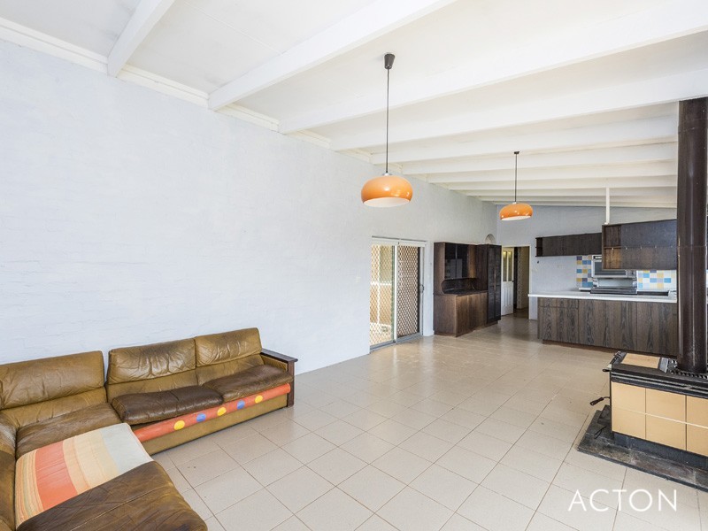 36 Mippi Road, Halls Head WA 6210