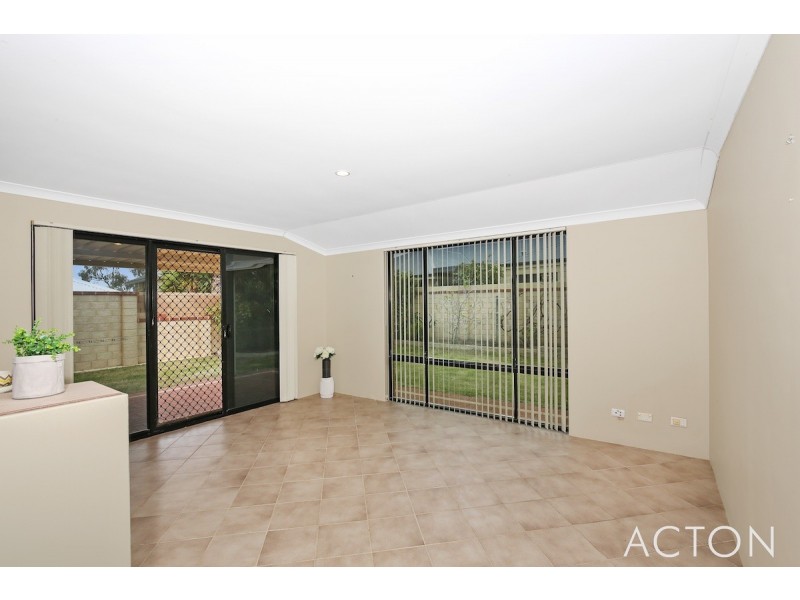 10 Conch Way, Wannanup WA 6210