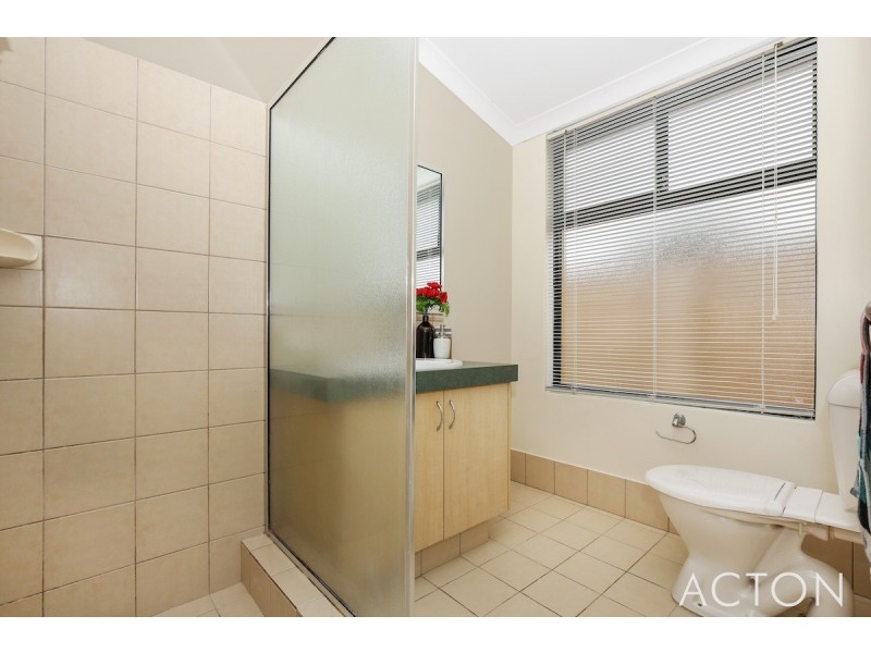 10 Conch Way, Wannanup WA 6210