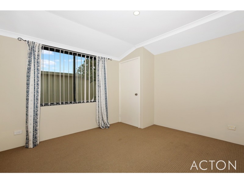 10 Conch Way, Wannanup WA 6210