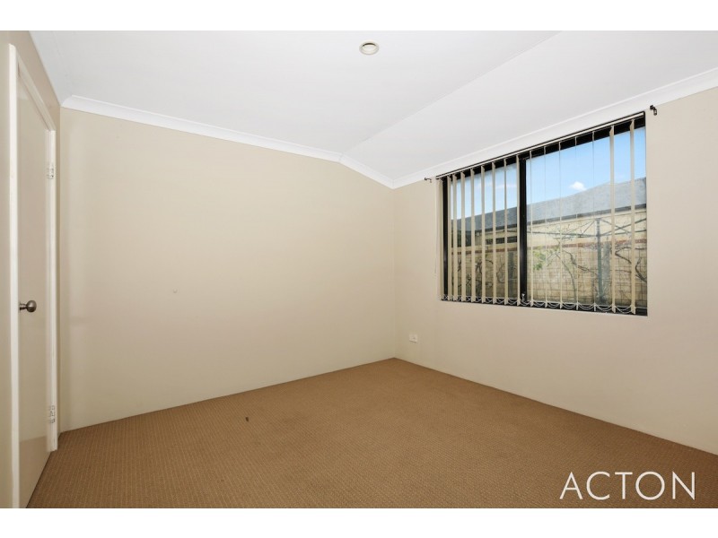 10 Conch Way, Wannanup WA 6210