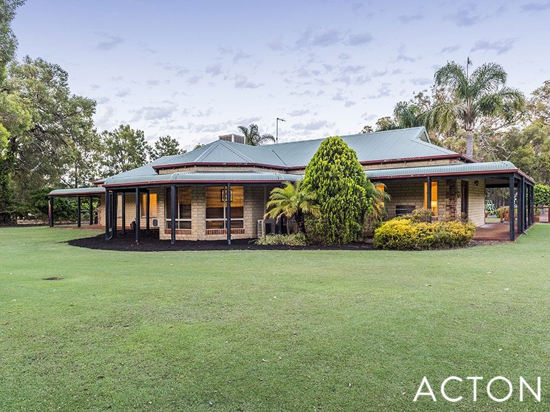 7 Fouracre Court, Stake Hill WA 6181