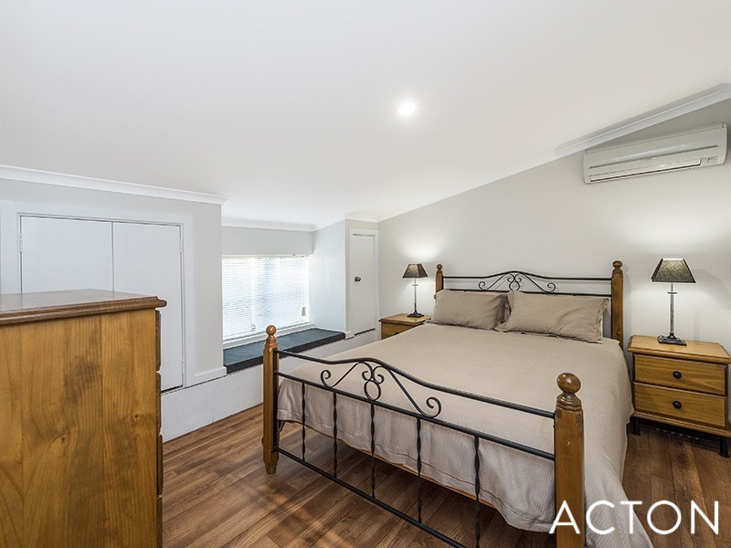 7 Fouracre Court, Stake Hill WA 6181