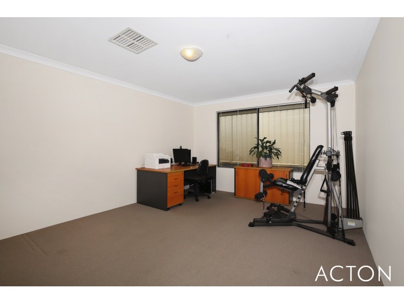 37 Lismore Ridge, Lakelands WA 6180