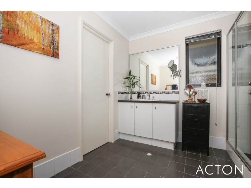 37 Lismore Ridge, Lakelands WA 6180