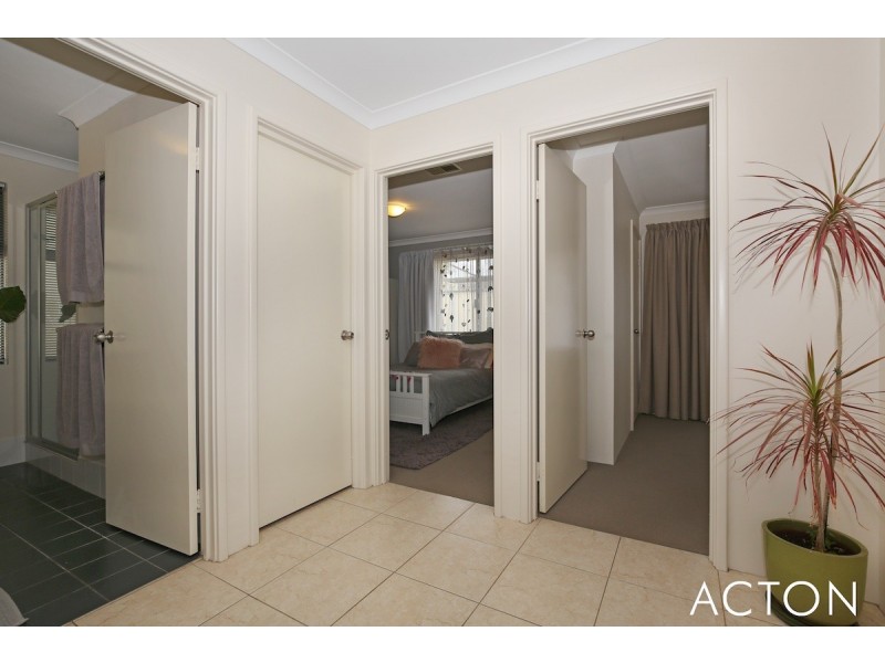 37 Lismore Ridge, Lakelands WA 6180