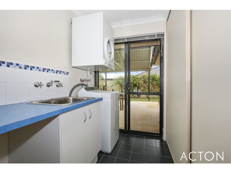 37 Lismore Ridge, Lakelands WA 6180