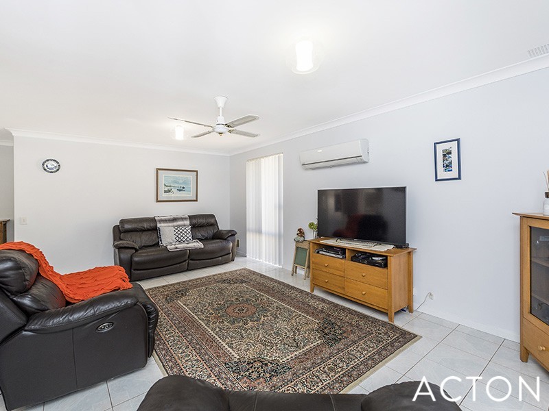 9 Parkwater Cove, Halls Head WA 6210