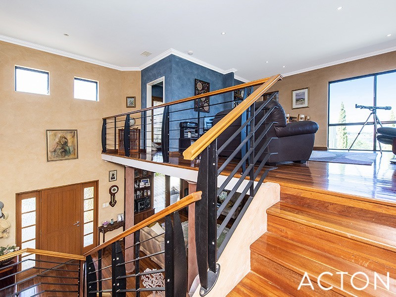 39 Rialto Place, Halls Head WA 6210