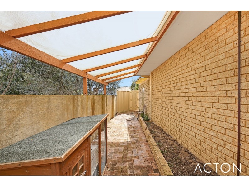 1/12 Kestrel Close, Halls Head WA 6210