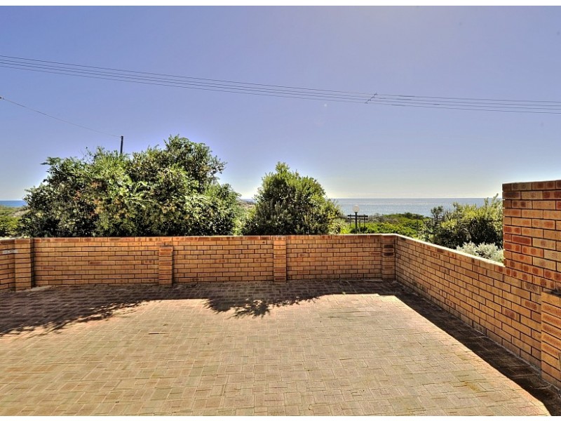 1/35A Halls Head Pde, Halls Head WA 6210