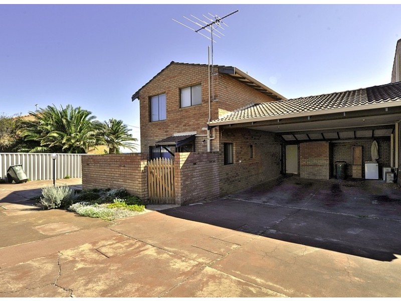 1/35A Halls Head Pde, Halls Head WA 6210