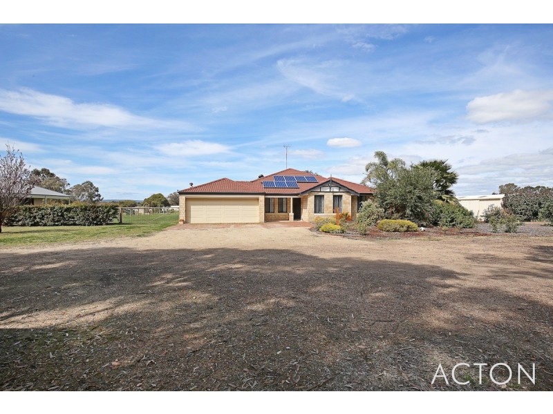 61 Eaglehawk Drive, Ravenswood WA 6208