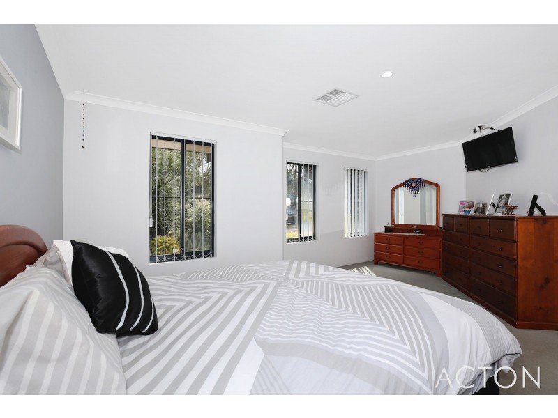 61 Eaglehawk Drive, Ravenswood WA 6208