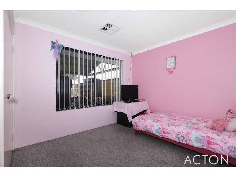 61 Eaglehawk Drive, Ravenswood WA 6208