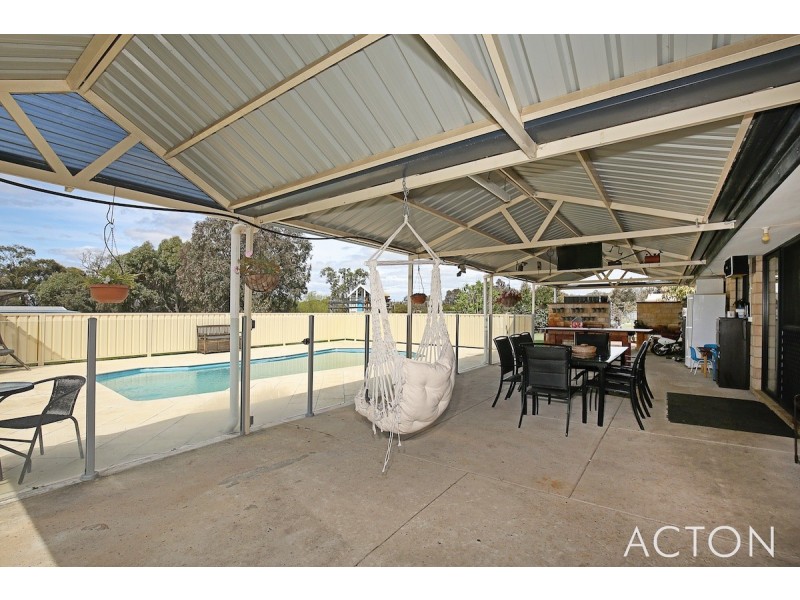 61 Eaglehawk Drive, Ravenswood WA 6208