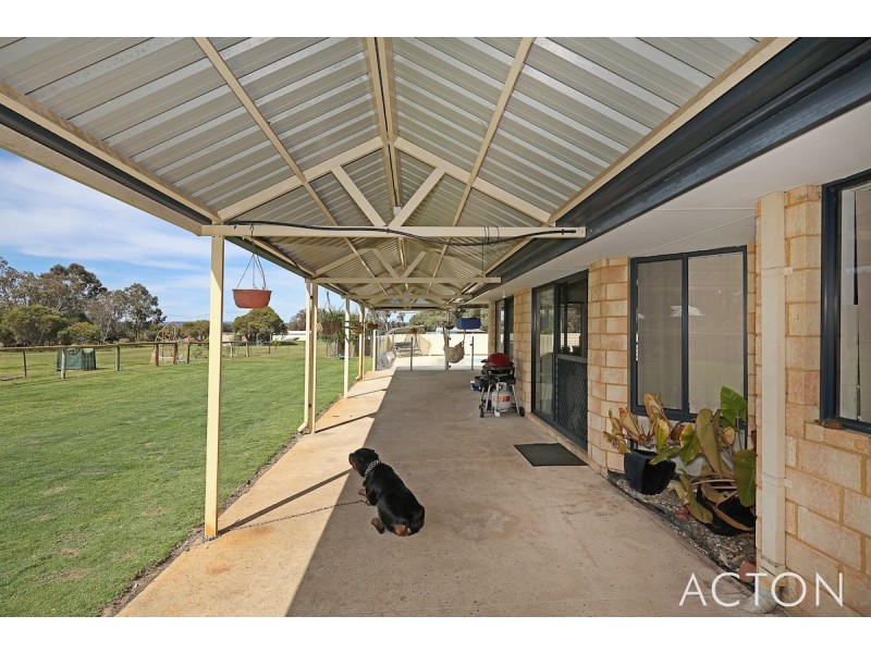 61 Eaglehawk Drive, Ravenswood WA 6208