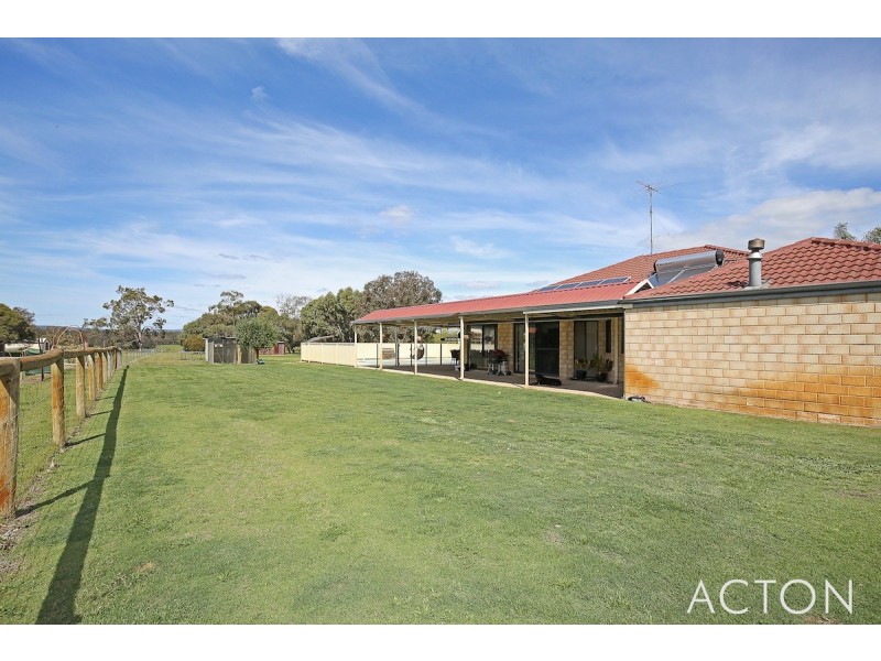 61 Eaglehawk Drive, Ravenswood WA 6208