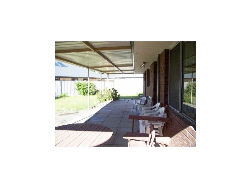 2 CHALLENGER ROAD, Madora Bay WA 6210