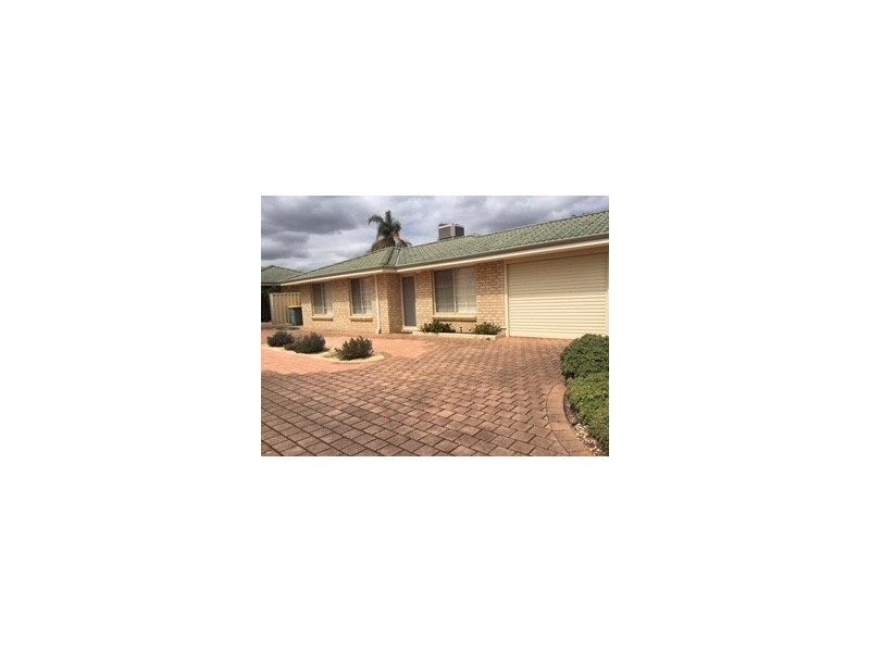 1/8 Socha Court, Greenfields WA 6210