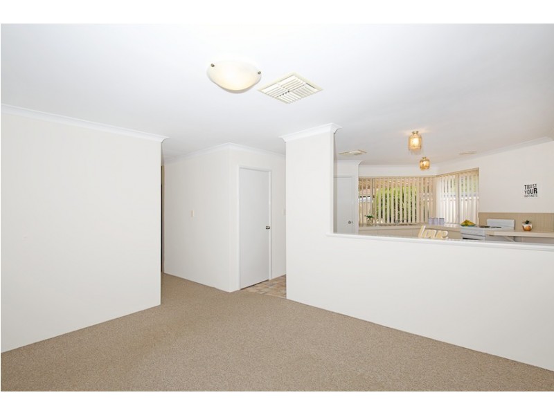 1/8 Socha Court, Greenfields WA 6210