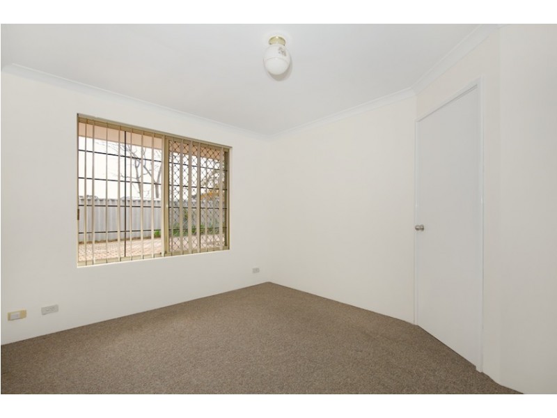 1/8 Socha Court, Greenfields WA 6210