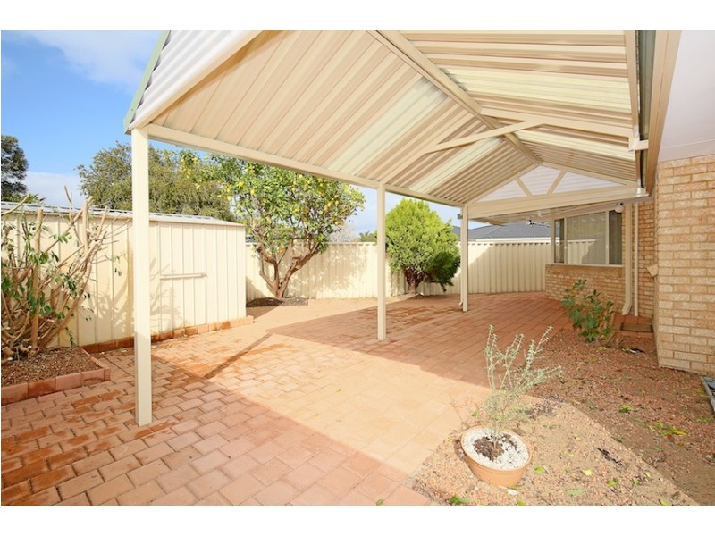 1/8 Socha Court, Greenfields WA 6210