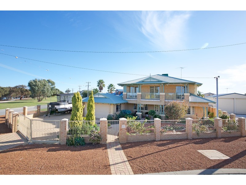 26 Wellya Crescent, South Yunderup WA 6208