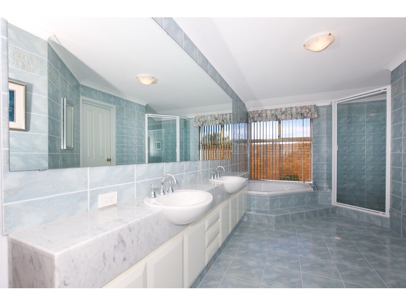 26 Wellya Crescent, South Yunderup WA 6208