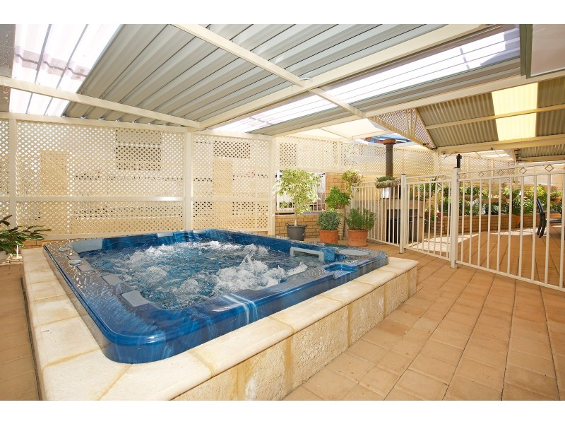 26 Wellya Crescent, South Yunderup WA 6208