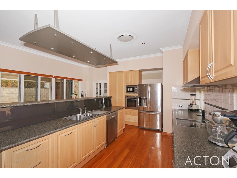 18 Isabellas Way, Erskine WA 6210
