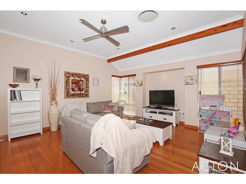 18 Isabellas Way, Erskine WA 6210