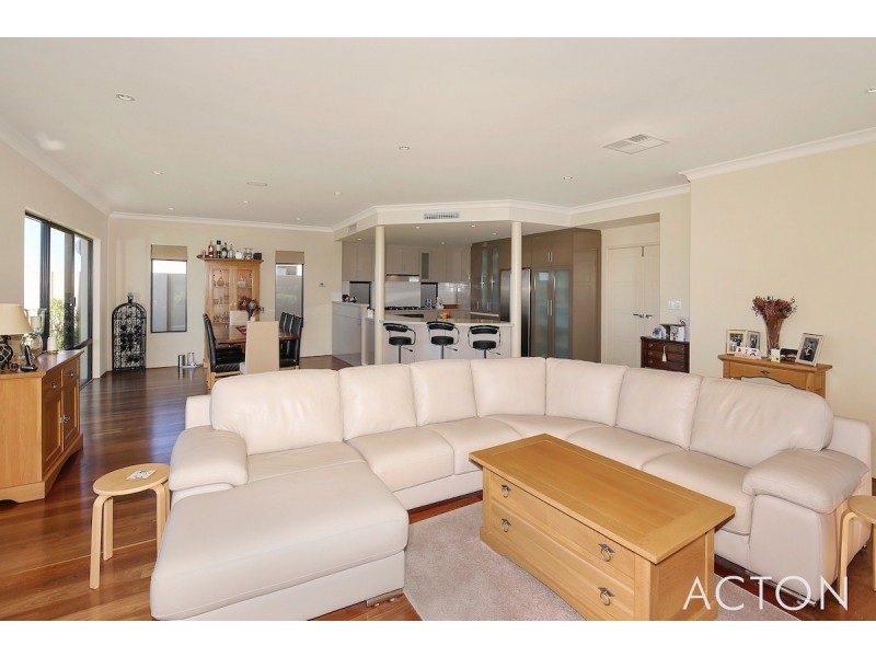 29 Katinka Retreat, Dudley Park WA 6210