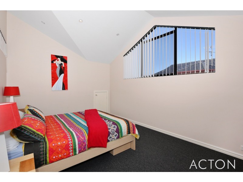 14 San Marco Quays, Halls Head WA 6210