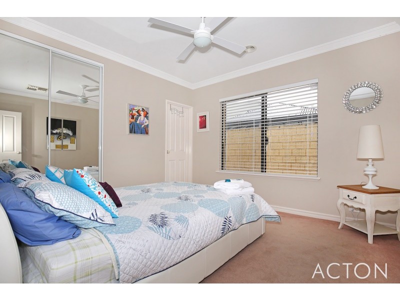 14 San Marco Quays, Halls Head WA 6210