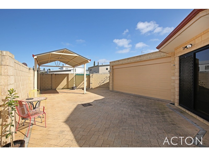 14 San Marco Quays, Halls Head WA 6210