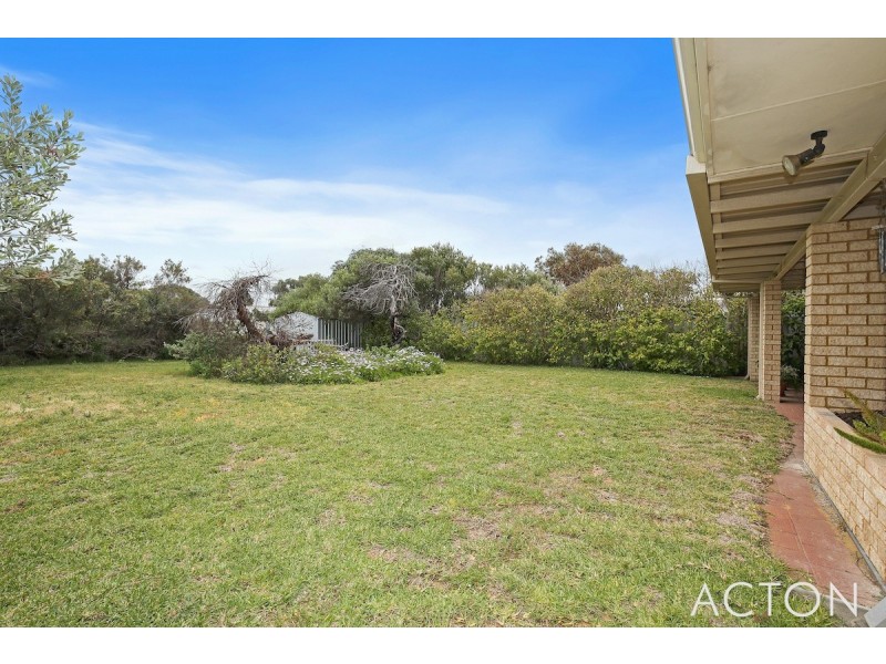 4 Tranby Street, Madora Bay WA 6210