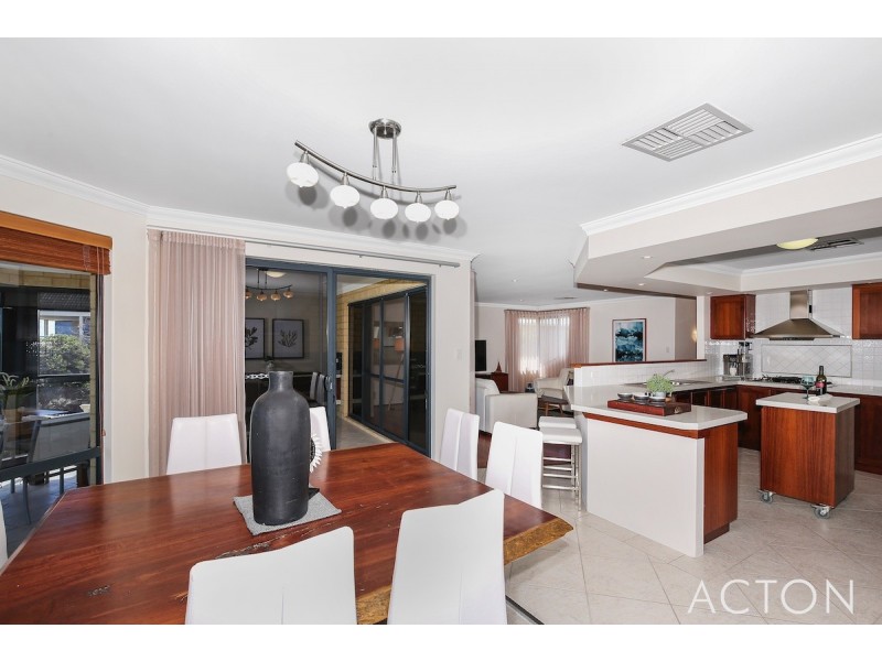 60 Hickman Road, Silver Sands WA 6210