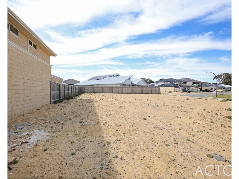 41 Torwood Edge, Halls Head WA 6210