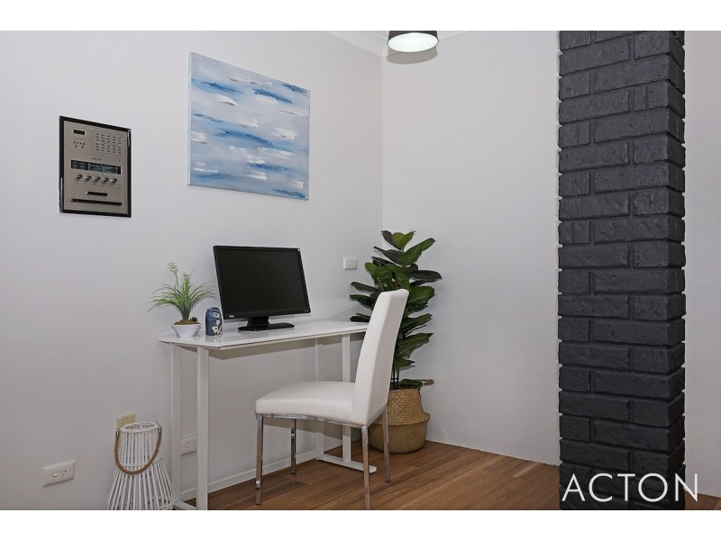 14 Ashburton Court, Dudley Park WA 6210